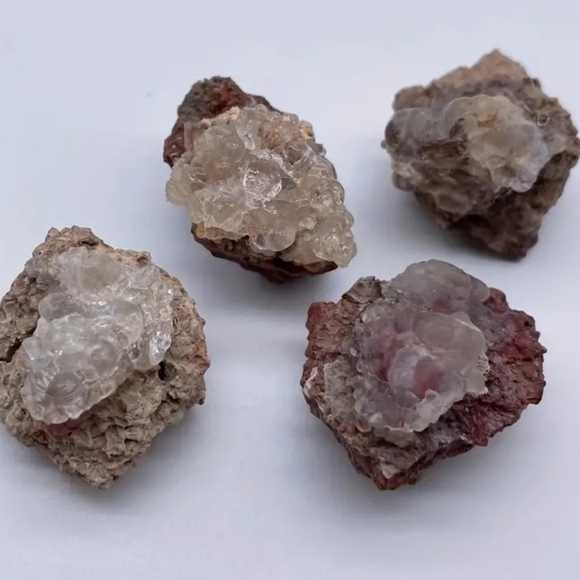 Natural Hyalite Opal Agate Ore Specimen UV reactive (1 Piece) - Picture 5 of 5